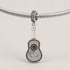 La Guitarra - Charm en Plata Esterlina con Piedras Brillantes