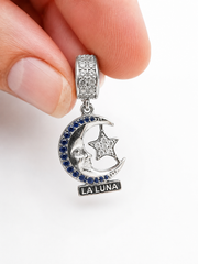 La Luna - Charm en Plata Esterlina .925 con Piedras Brillantes